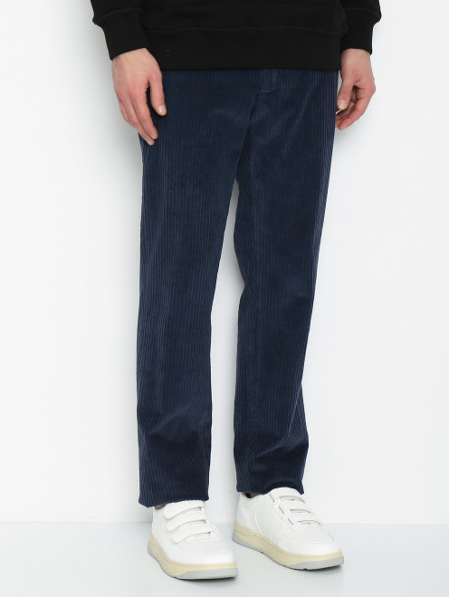 Вельветовые брюки прямого кроя с карманами Malo - МодельВерхНиз